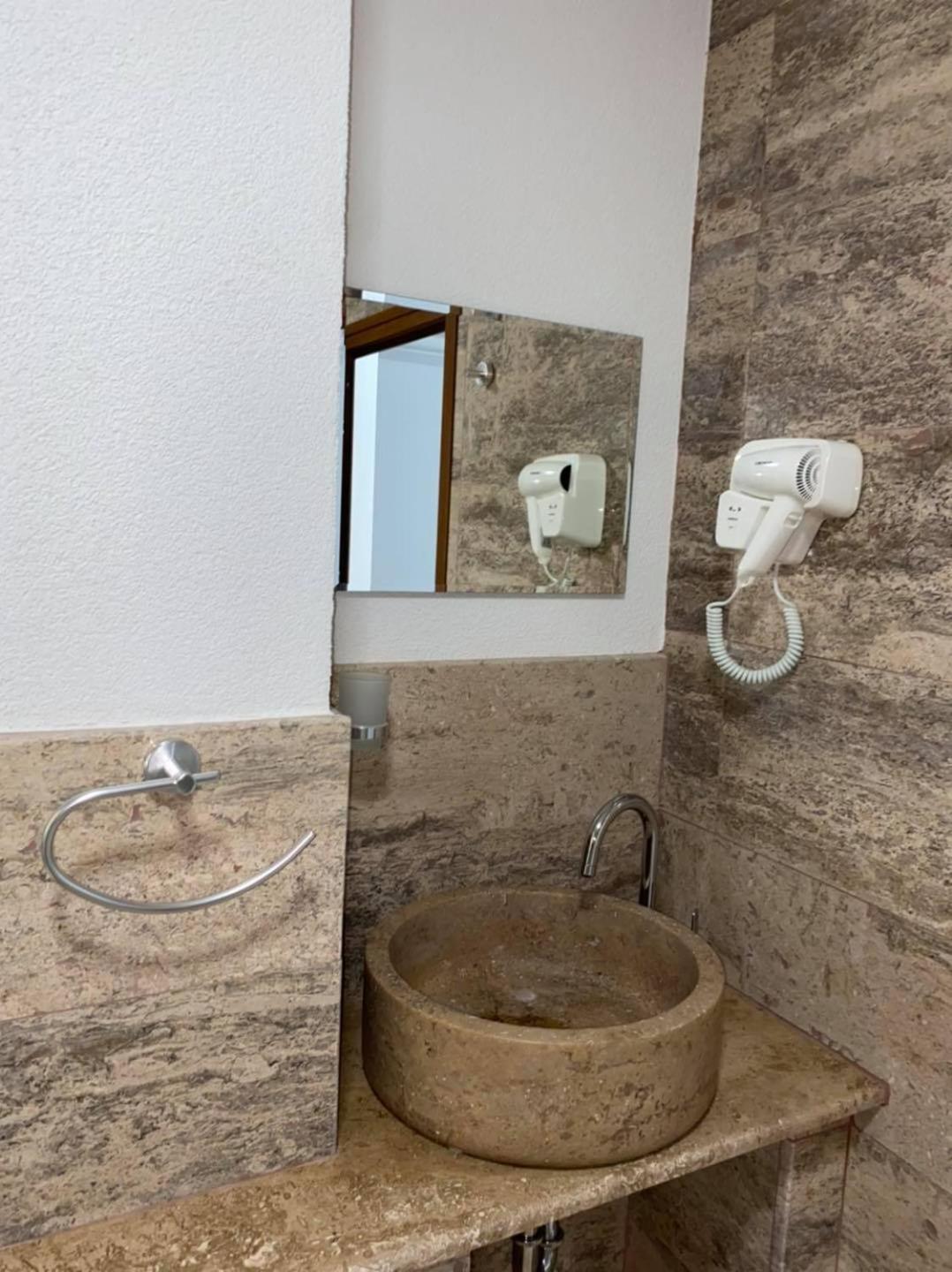 D Villa Mineralni Bani Bagian luar foto