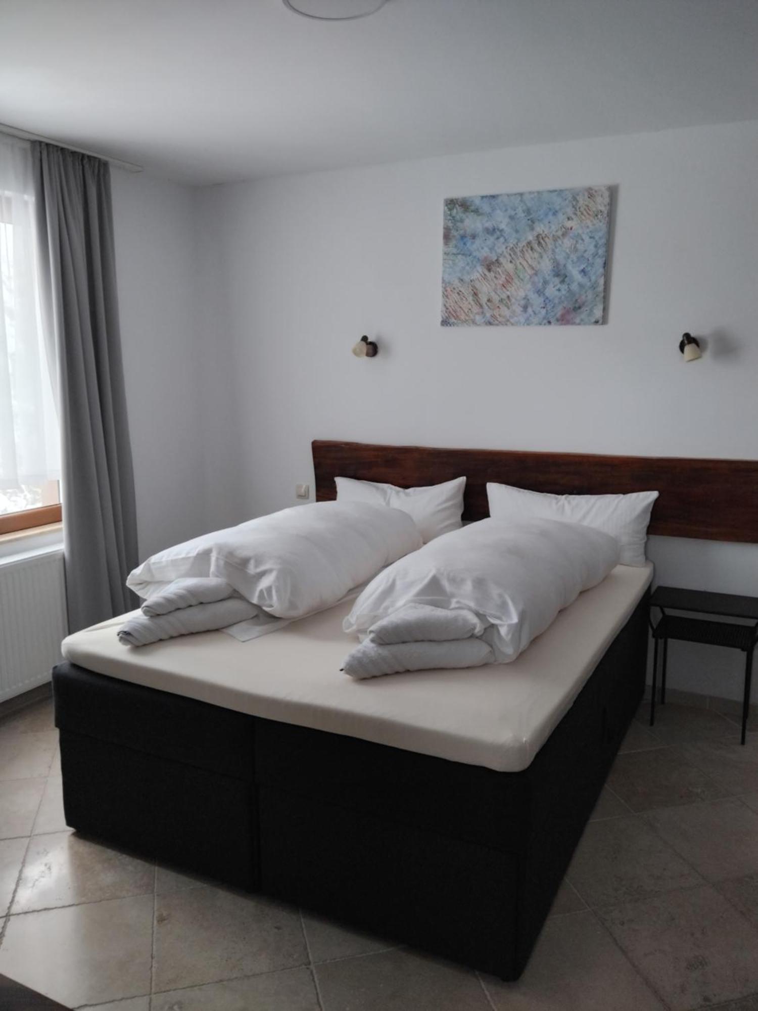 D Villa Mineralni Bani Bagian luar foto
