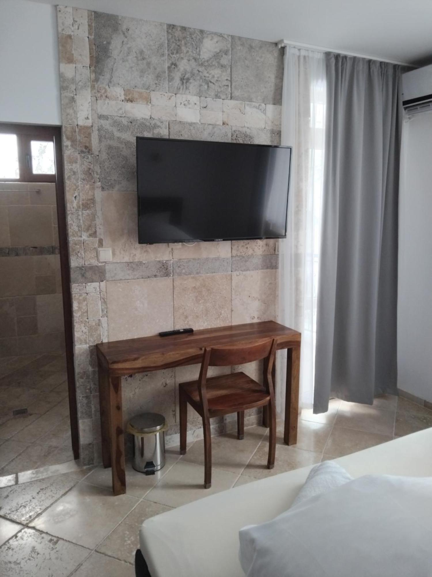 D Villa Mineralni Bani Bagian luar foto